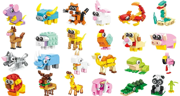 Valentine's Day Building Blocks with Cards, 32 Pack Animal Blocks for Kids School Exchange, Party Favors