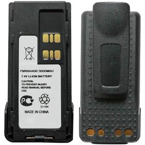 3000mAh PMNN4409 PMNN4409AR PMNN4544A APX4000 PMNN4491BR PMNN4491 PMNN4493A 7.4V Li-ion Two-Way Radio High-Capacity Battery Replacement for Motorola XPR3300 XPR3500 XPR7350 XPR7550 +Belt Clip