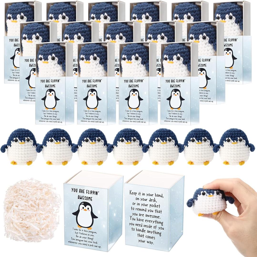 Wettarn 30 Sets Pocket Hug Token Bulk Little Penguin Handmade Crocheted Blue White Penguin with Box Positive Encourage Gifts for Women Friend Colleagues Teachers Nurses Family
