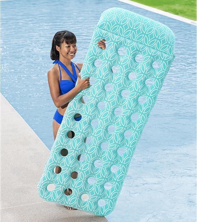 H2O GO Comfort Plush Floating Pool Mat 6'6" x 29"/1.98m x 74cm, Light green/White