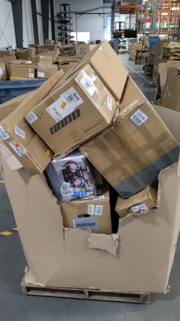 Pallet of Salvage Items