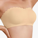 Strapless Bras for Women, Front Closure Anti-Slip Comfortable Bandeau Top, Wavy Edge Padded Bra, Size XL