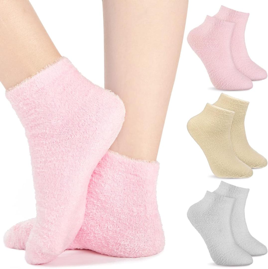 Janmercy 3 Pairs Aloe Socks Moisturizing Spa Infused Gel Sleeping Fuzzy Dry Feet Non Slip Lotion Socks for Women Men Repairing Softening Dry Cracked(Pink, Gray, Nude Color)