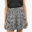 SANDY & SID 2025 Summer Womens Shorts Dressy Elastic Waist Pull On 5 Inch Inseam Pockets High Rise Stretchy Beach Casual Wear Size L