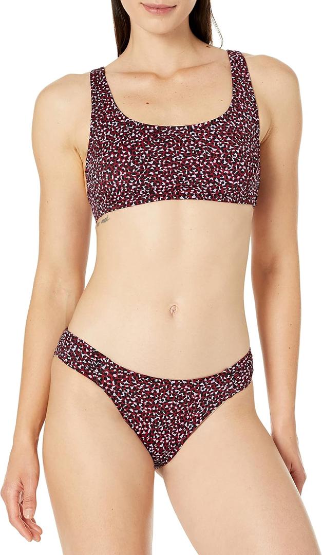 Amazon Essentials Women's Scoop Neck Swim Crop Top (Brick Red Leopard)