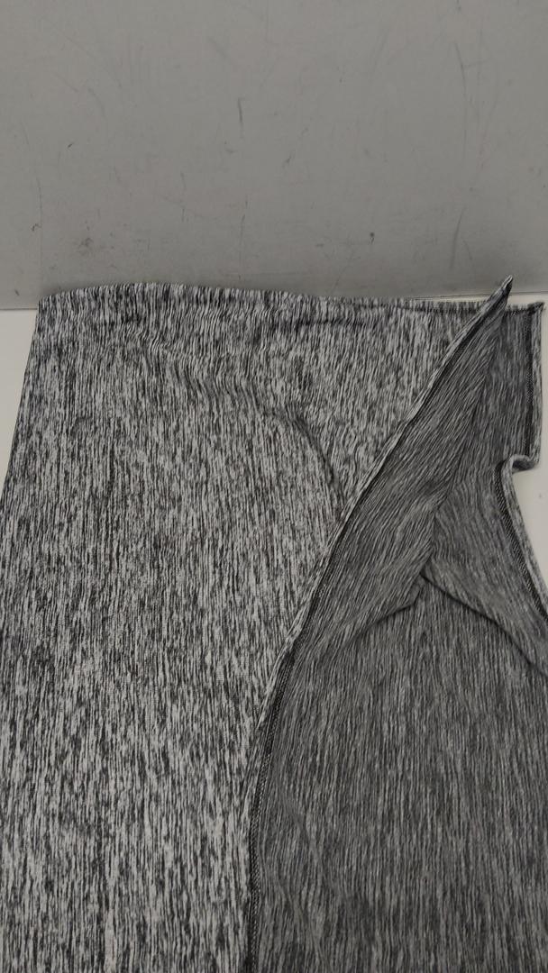 Black And Gray Cloth 36x30 Inches