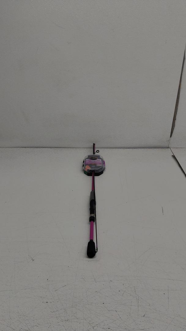 South Bend R2F SheFish Just Add Bait 48 Piece Kit