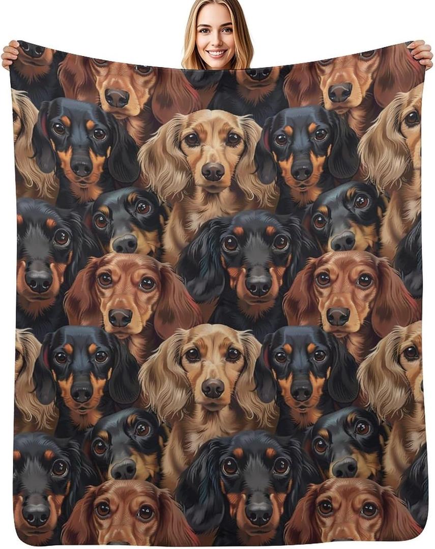 Cute Dachshund Blanket, Realistic Sausage Dog Print Throw, Soft Cozy Fleece Blankets for Kids Women Girls Pet Lovers, Wiener Dog Decor for Room Couch & Bed Birthday Gifts 50x60in