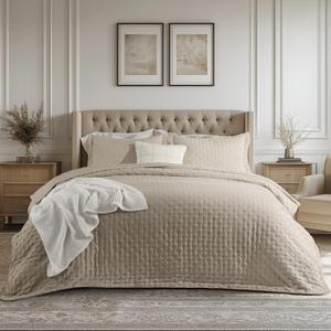 Bedsure King Quilt - Taupe Bedspread King Size & Lightweight Comforter, Modern Farmhouse Coverlet with Clover Pattern, Ultra Soft All-Season Bedding, 106 x 96 Inches | Stitch-Free Quilting, Ultra Soft, Lightweight, Machine Washable, Pet-Friendly