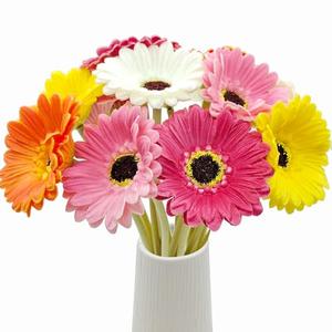 Mutcolor 15 Pcs Artificial Gebera Daisies Flowers Fake Daisy Real Touch PU Faux Flowers Bouquet for Indoor Home Arrangements Vase Wedding Party Table Centerpiece DIY Floral Decor