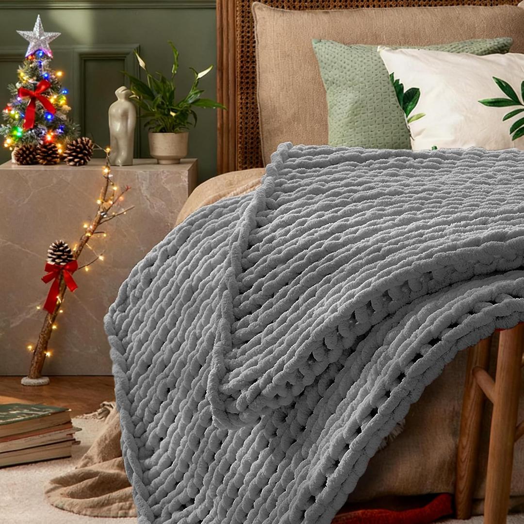 Chenille Chunky Knit Throw Blanket 50"60" 100% Hand Knitted with Thick Jumbo Chenille Yarn for Bed Couch Soft Cozy and Machine Washable Cute Comfy Blanket for Home Decor (Light Grey, 50"60")