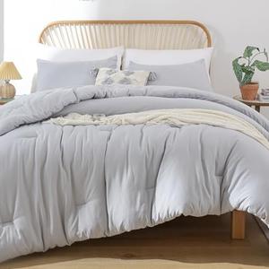ROSGONIA Oversized King Comforter Light Gray, 3pcs (1 Grey Comforter & 2 Pillowcases), Soft Lightweight Oversized King Size Comforter Sets Bedding, Oversized King Comforter 120"x98", Light Grey