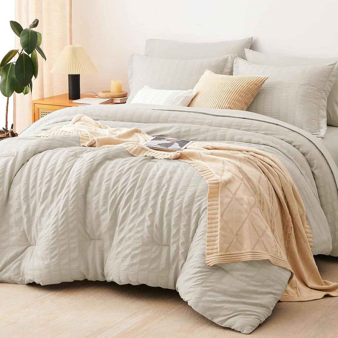 CozyLux Queen Seersucker Comforter Set with Oatmeal Bed in a Bag 7-Piece All Season Bedding Set with Comforter, Pillow Sham, Flat Sheet, Fitted Sheet, Pillowcase