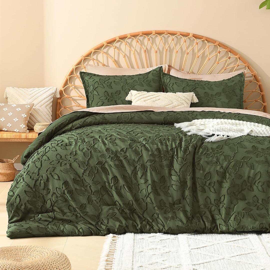 Litanika Queen Size Comforter Set Olive, 3 Piece Cream Boho Tufted Bedding, Fluffy Farmhouse Bed Set for All Season with 2 Leaf Pattern Pillowcases90x90In