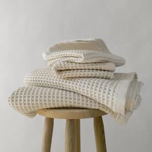 Pskl - Luxury Waffle Towel Set for Bathroom 4 Pieces Natural Raw, Premium Quality Organic 100% Turkish Cotton 2 Hand and 2 Bath Towels, Quick Dry Thin Waffle Towels, Made in Turkiye (Natural Beige)