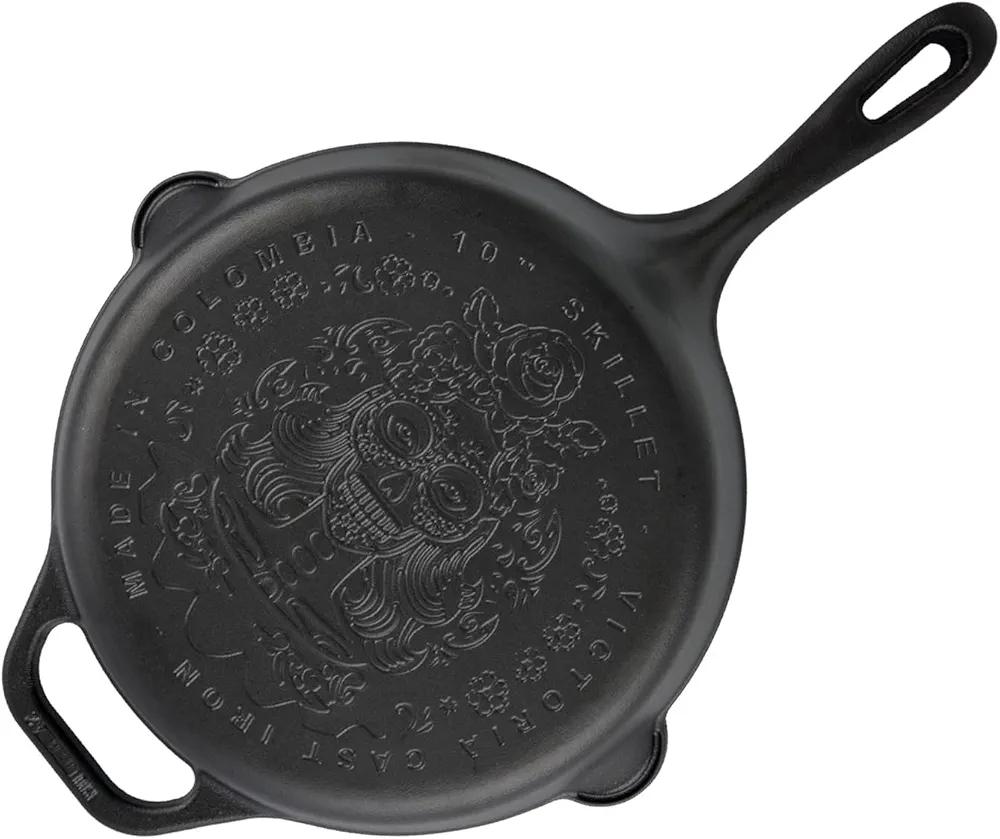 Victoria 10-Inch Day of the Dead La Catrina Cast Iron Skillet, Dia de los Muertos Seasoned Cast Iron Frying Pan with Long Handle, Made in Colombia