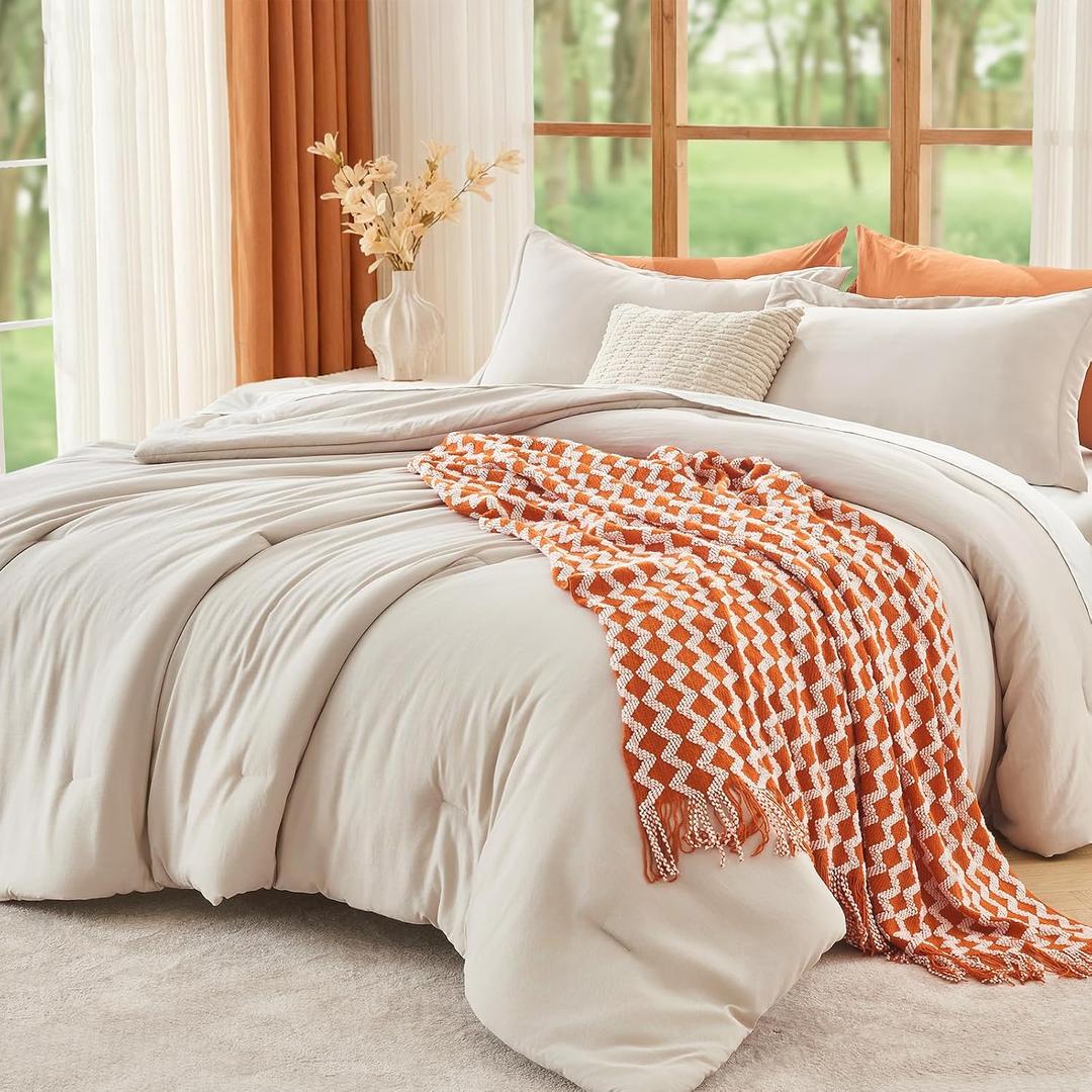 MUXHOMO Beige King Size Comforter Set, All Season Ultra Soft Down Alternative Bedding - 3 Piece Lightweight Bed Set Includes 1 Comforter (104"x90") and 2 Pillow Shams (20"x36")
