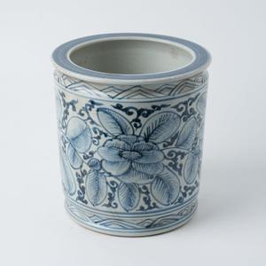 Antique Hand-Painted Flower and Bird Porcelain Pen Holder Old Style Ceramic Planter 9.7 Inch Large Plants Vase Blue & White Porcelain Silla Flower Plant Pots (Light Blue)