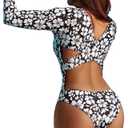 Floerns Women's Cut Out Scoop Neck Long Sleeve Rashguard One Piece Swimsuit, Medium