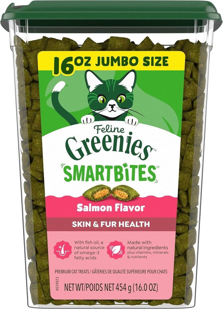 Greenies Cat Treats, Feline Smartbites, Skin & Fur Health, Crunchy and Soft Cat Treats, Salmon Flavor, 16 oz. Tub (EXP 09/09/27)