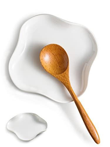Cormomu Spoon Rest, Spoon Holder for Stove Top, Farmhouse kitchen Decor Spoon Rack Cooking Holder for Multiple Utensils, White, Ruffled Edge