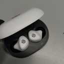 SteelSeries Arctis GameBuds for PlayStation/PC/Switch/Mobile  Quick-Switch 2.4GHz + Bluetooth 5.3  Active Noise Cancelling  100+ Game Audio Presets  40H Battery with Qi Charging Case - White