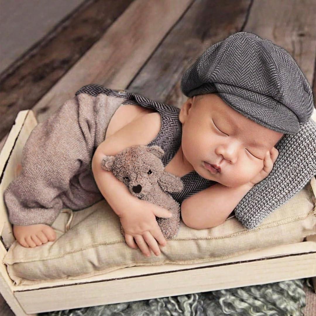 Ylsteed Newborn Boy Photoshoot Outfits 2Pcs Newborn Photography Outfits Girl Baby Photography Props Newborn Gentleman Suit Photography Outfits Boy Suspender Pants with Beret 0-3 Months (Coffee Color)