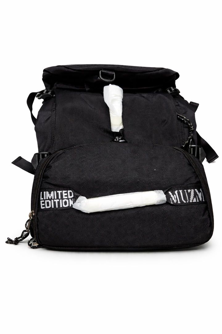 Gym Duffle Bag Waterproof black Laptop Backpack Suitable for Hiking, Fishing, Travel 40L Large Capacity Trendy Cool Lightweight Backpack for Men and Women (Black)