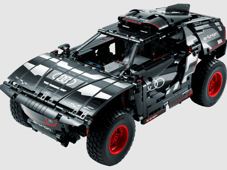LEGO 
Audi RS Q e-tron