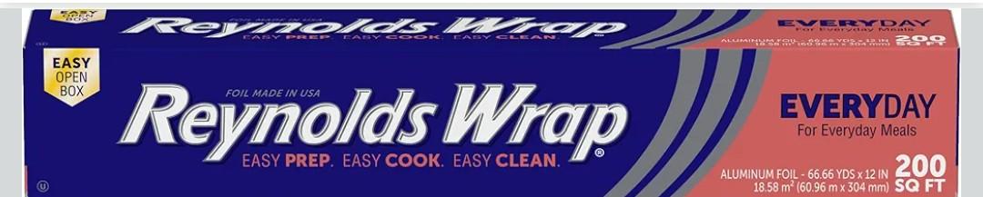 Reynolds Wrap Everyday Strength Aluminum Foil Roll, Freezer Safe and Grill Safe, Great for Foil Packets and Home Cooking, 12 Inches Wide, 200 Total Sq. Ft.
