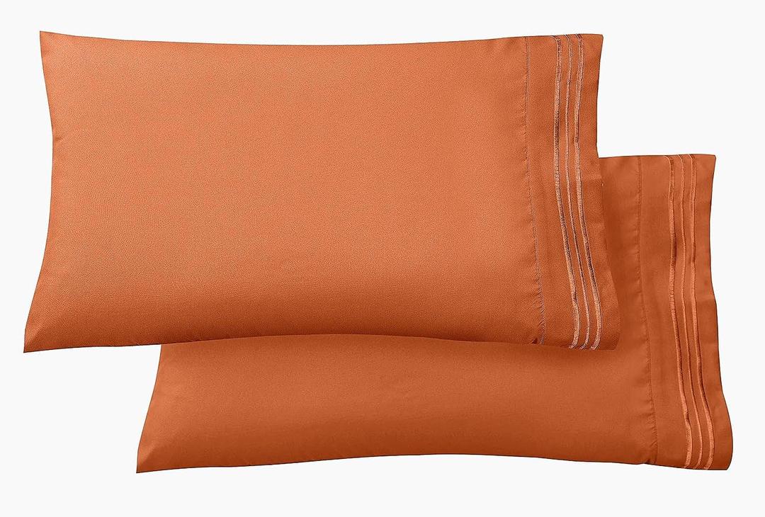 Elegant Comfort Luxury Ultra-Soft 2-Piece Pillowcase Set - 1500 Premium Hotel Quality Microfiber Double Brushed - Wrinkle Resistant, Standard/Queen, Coral