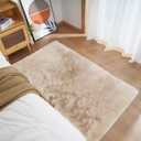 Ghouse Ultra Soft Faux Rabbit Fur Rug 3x5, Machine Washable Area Rugs for Bedroom Fluffy Rugs for Living Room, No-Shedding Carpet Sheepskin Rug Light Brown Beige
