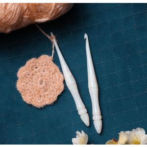 DAIZ CROCHET Ergonomic Resin Crochet Hook - Glitter Handmade Crochet Hook- Crocheting Tools - Resin Crochet Hooks & Needles 8 mm Shiney Moonstone DAIZ CROCHET Ergonomic Resin Crochet Hook - Glitter Handmade Crochet Hook- Crocheting Tools - Resin Crochet Hooks & Needles 8 mm Shiney Moonstone