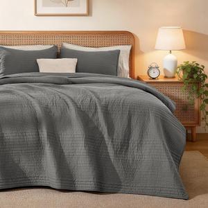 Love's cabin Queen Size Cotton Quilt Set, 100% Cotton Fabric Striped Textured Coverlet with Crinkled Look, Lightweight Quilted Bedspread for All Season, Includes 2 Pillow Shams, Grey | Lightweight