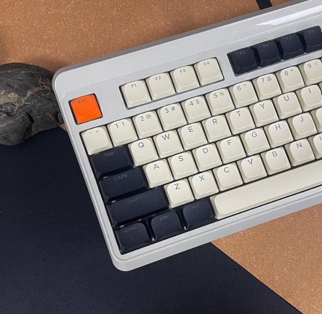 Womier Low Profile Keycaps - Shine Through Keycaps 60 65 75 100 Percent, Keyboard Key caps PBT Full Size for Cherry Gateron MX Switches Mechanical Keyboard, Black Grey