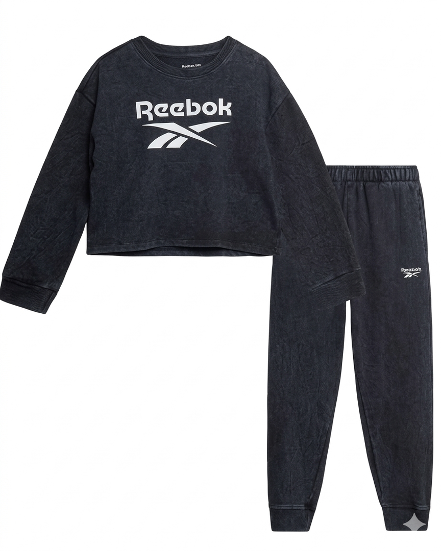 Reebok Sweat pants And Sweater 2 Piece Set Size 7