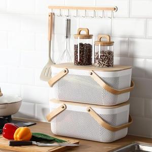 Kritkin 2 Pack Plastic Mesh Baskets with Wood Handle and with Lids Garden Harvest Basket Mesh Fruit Vegetable Storage Bins for Gathering Vegetables Pantry Kitchen Garden Picnic Organizer(White)