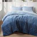 Intelligent Design Twin Comforter Set, Plush Bedding, Microfiber Reverse, 2 Piece, Lightweight, Super Soft Ribbed Velvet Comforter 1 Sham, All Season Fluffy Bed Set, Avril, Twin/Twin XL Blue Ombre