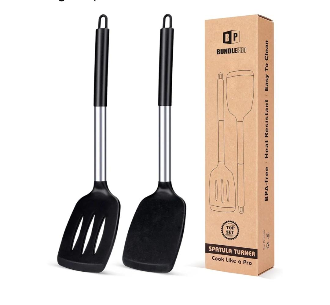 Pack of 2 Silicone Solid Turner, Non Stick Slotted Kitchen Spatulas, High Heat Resistant BPA Free Cooking Utensils, Ideal Cookware for Fish, Eggs, Pancakes (Black)