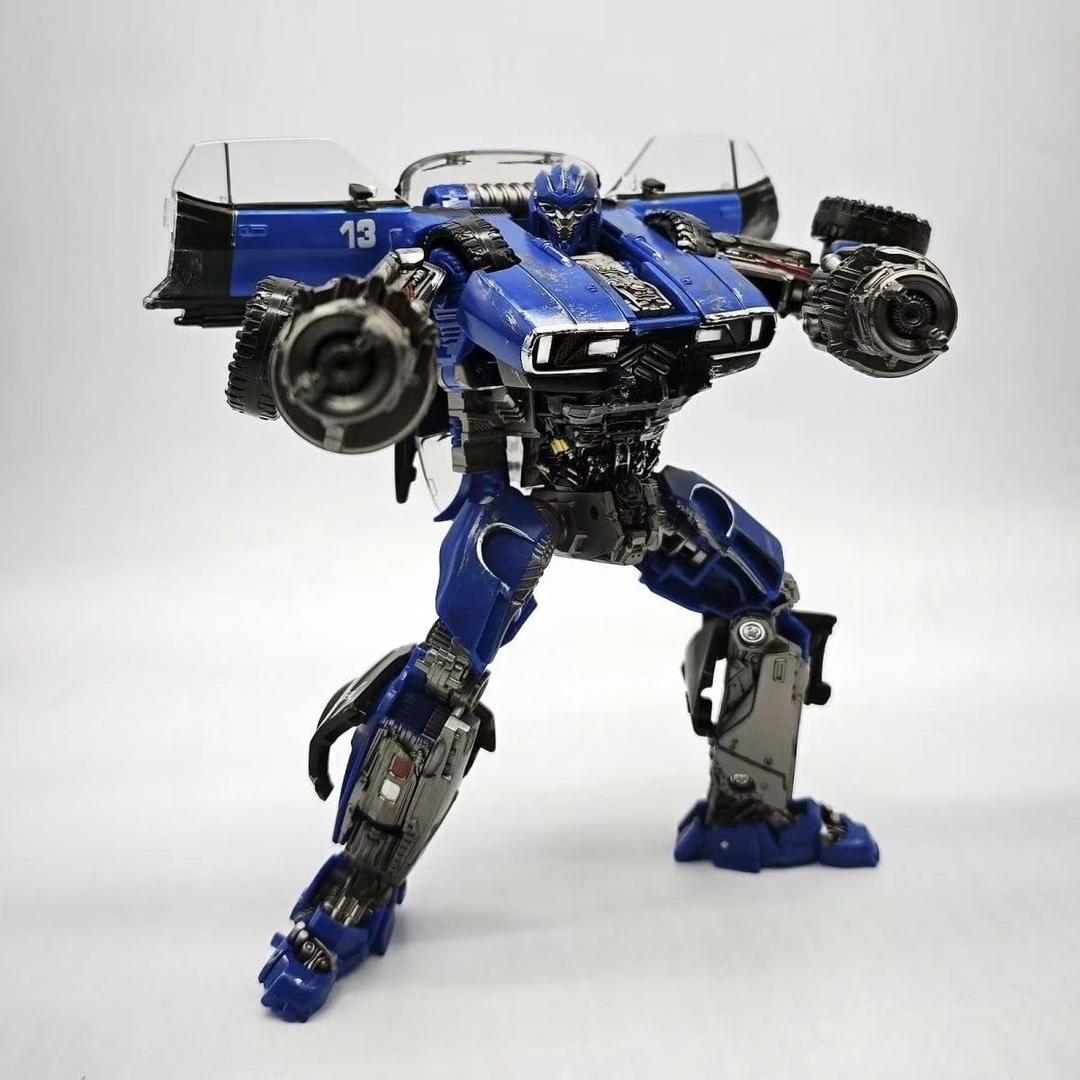 Robot Action Figure, 6.4-Inch Deformation Toy Car Model with Accessories, for Kids Boys Girls