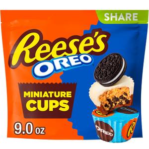 REESE'S OREO Miniatures Milk Chocolate and White Creme Peanut Butter Cups, Candy Share Pack, 9 oz (EXP 10/31/26)