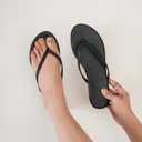 Flip Flops Sandals for Women, Summer Fashion Leather Slippers, Lightweight Comfortable Beach Sandals Slip On Flat Dressy Size 6-10 (Black)