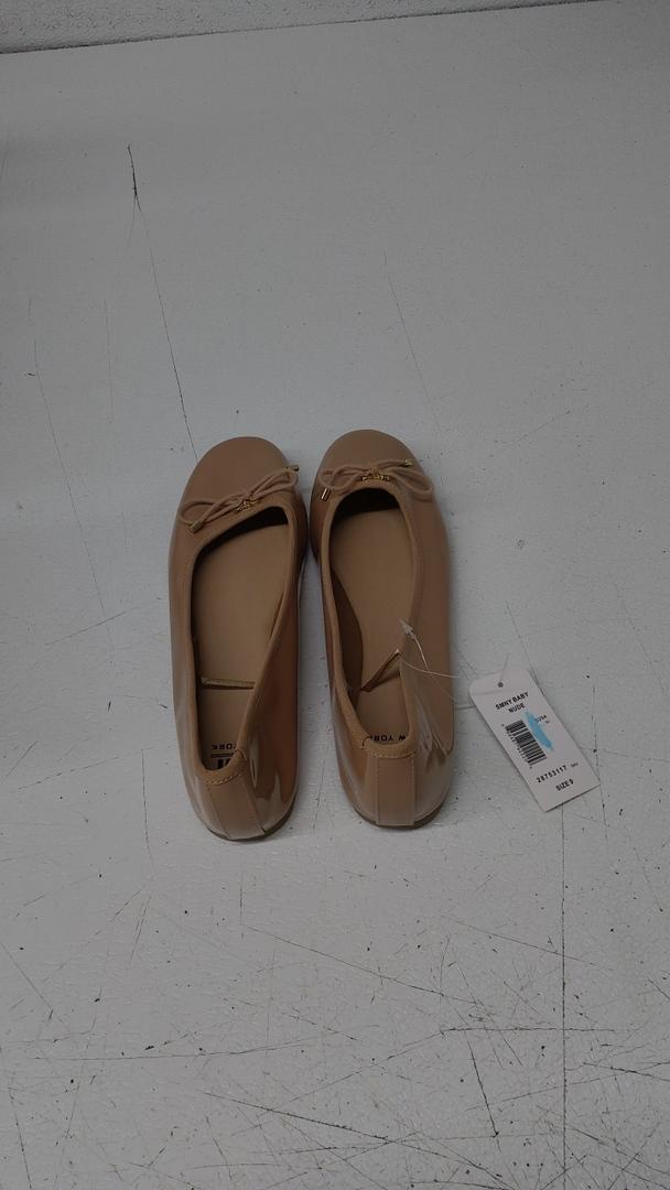 SM New York Womens Baby Nude Flats Size 9
