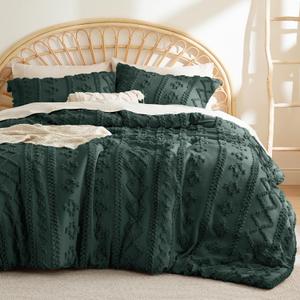 Bedsure Tufted Boho Comforter Set Queen Size - Emerald Green Boho Bed Set, GentleSoft 3 Pieces Farmhouse Shabby Chic Embroidery Bedding, Gifts for Woman, Soft Jacquard Queen Comforter for All Seasons