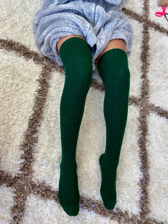 Over the Knee High Socks, Warm Cable Knit Wool Over Knee Stockings for Women Green