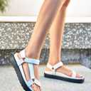 Coutgo Womens Platform Sandals Comfortable Arch Support Footbed Adjustable Ankle Strap Summer Beach Flat Sandals (7.5, White/Pu)