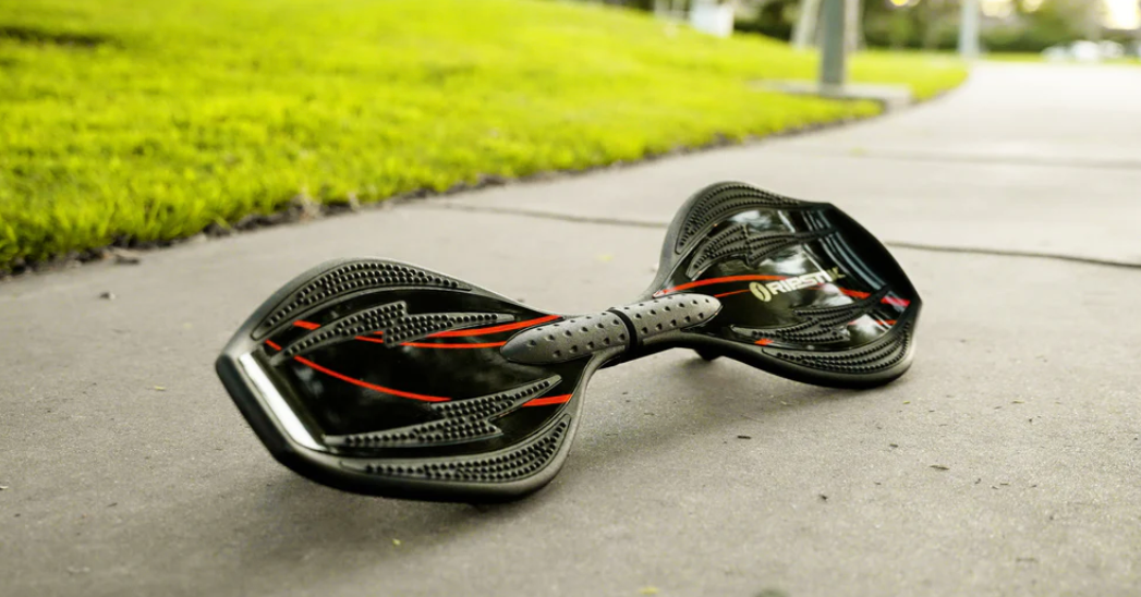 Razor Black Label RipStik Ripster Caster Board Classic – 2 Wheel Pivoting Skateboard