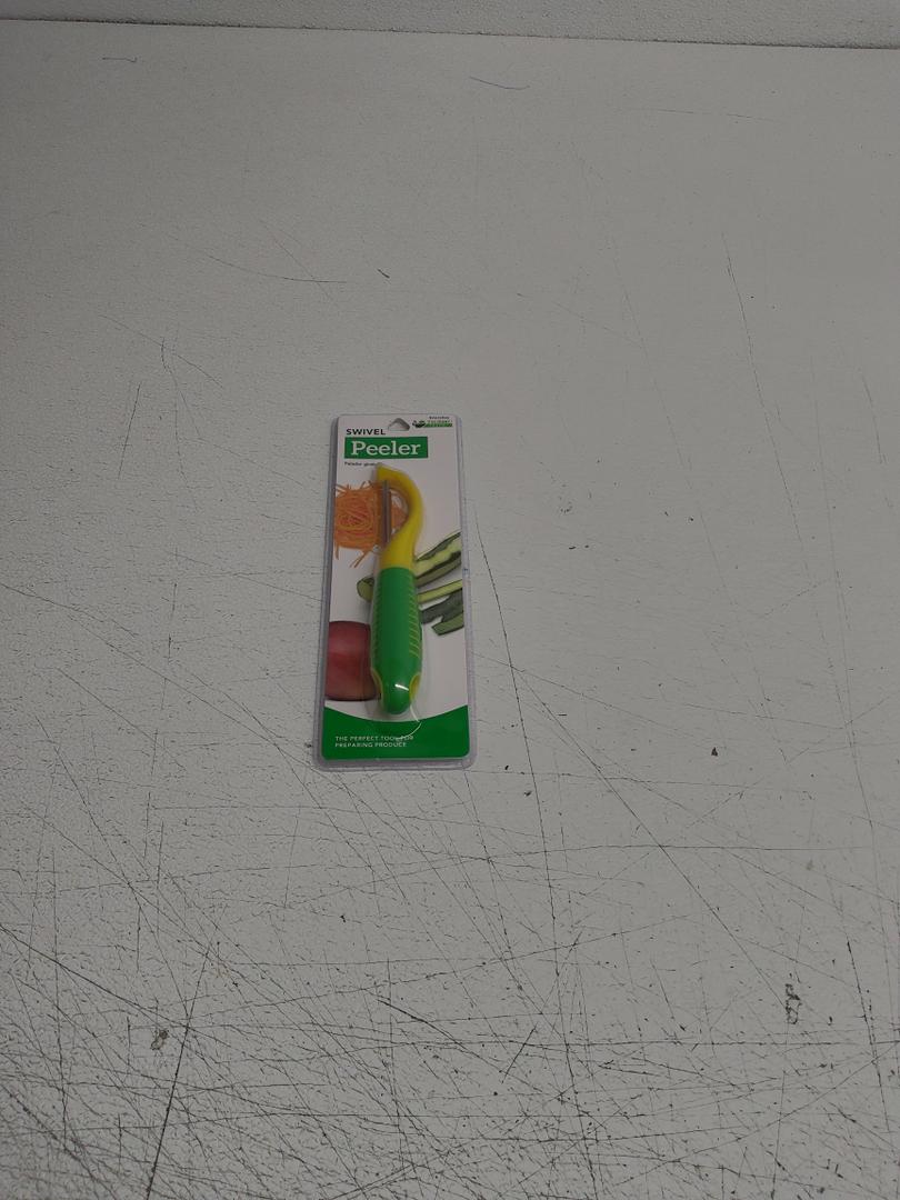 Serrated Piranha “Swivel” Peeler 7.25” Green