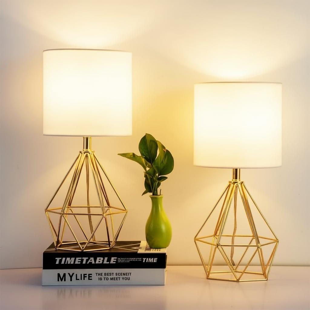 SOTTAE Gold Table Lamps Set of 2, Small Gold End Table Lamp with White Fabric Shade,Bedside Nightstand Lamp with Geometric Metal Design,Modern Desk Lamp for Living Room Bedroom