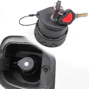 Locking Gas Cap Lock And Key For Bronco / F150, Anti-Theft Locking Fuel Cap Gas Tank Lock for 2021 2022 2023 2024 2025 Ford Bronco F150 Accessories (Not For Raptor) Fit 2.31" Threaded Hole